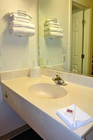 Motel 6-Portland, Or - Грешам Стая снимка